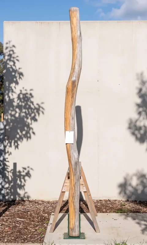 Timber piece L1-004, a Robinia upright, photographed with its part tag before loading